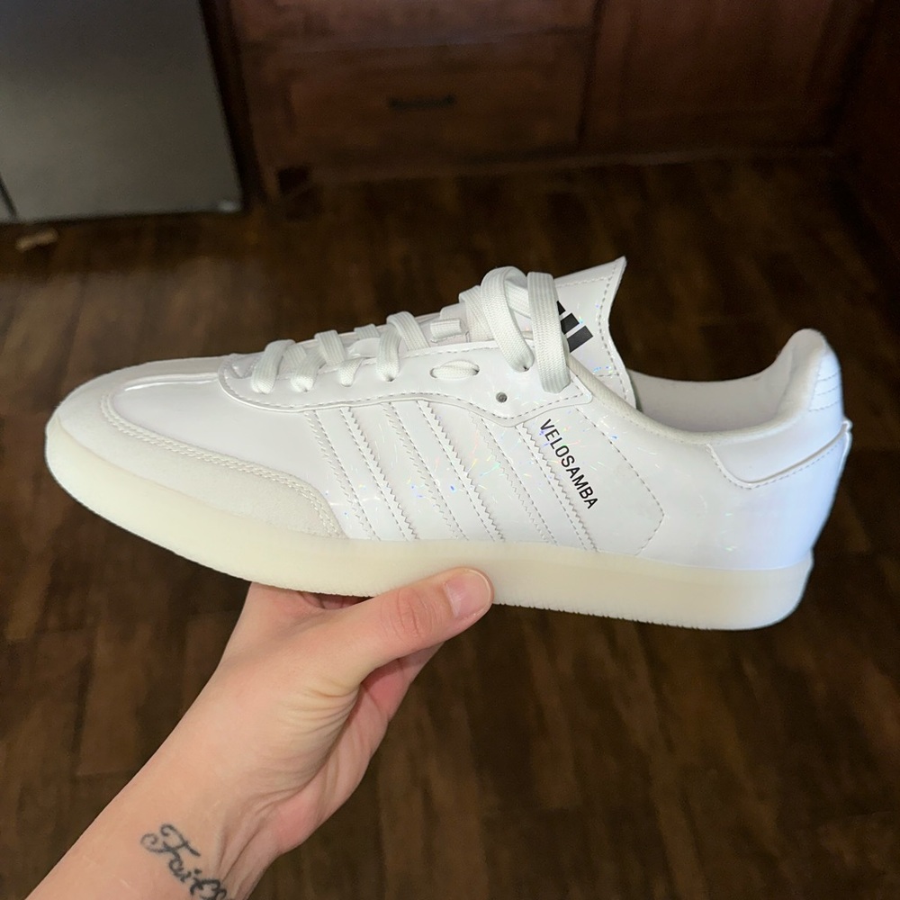 Adidas Velosamba Spin Sneakers